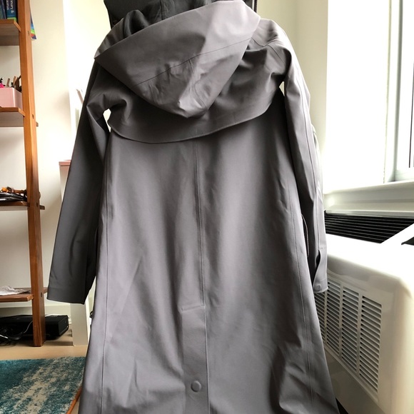 Lululemon Trench rain coat - Picture 4 of 4